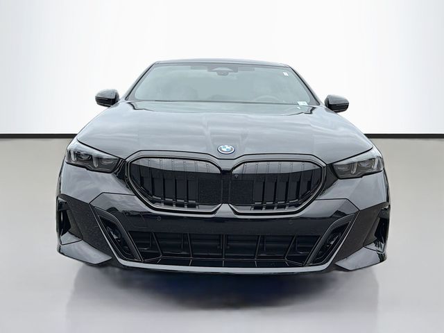 2026 BMW 5 Series 550e xDrive