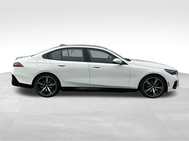 2026 BMW 5 Series 550e xDrive