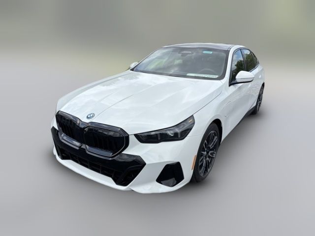 2026 BMW 5 Series 550e xDrive