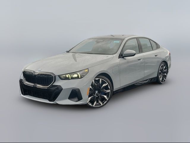 2026 BMW 5 Series 550e xDrive