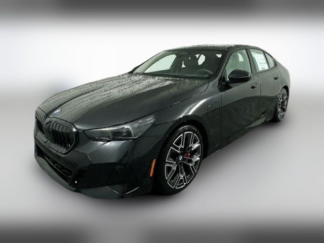 2026 BMW 5 Series 550e xDrive