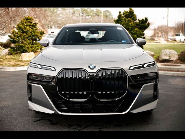 2026 BMW 7 Series 740i