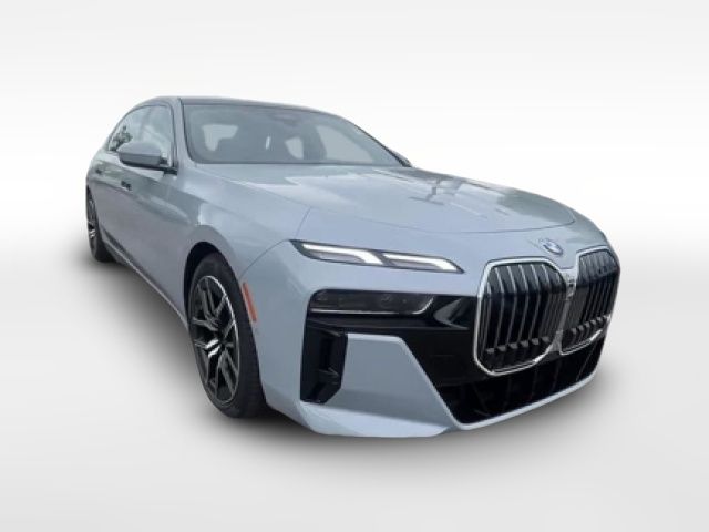 2026 BMW 7 Series 740i