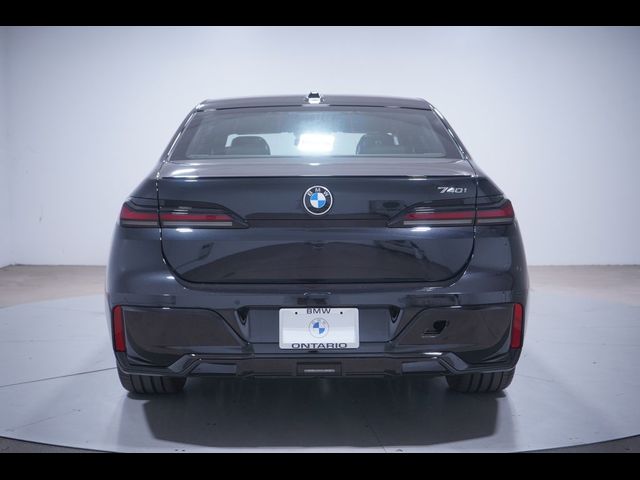 2026 BMW 7 Series 740i