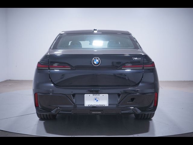2026 BMW 7 Series 740i