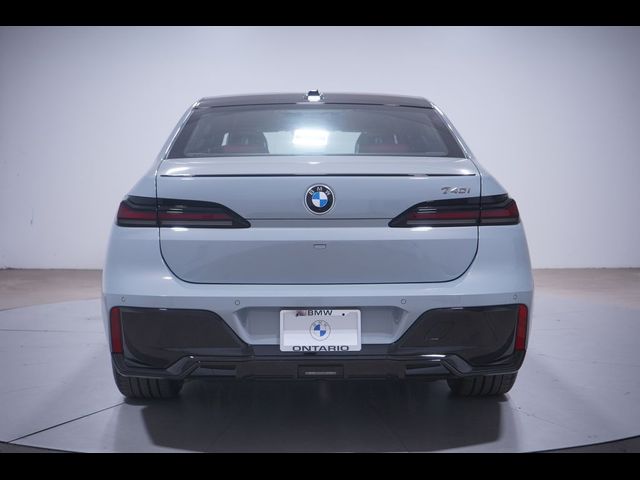 2026 BMW 7 Series 740i