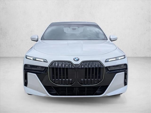 2026 BMW 7 Series 740i