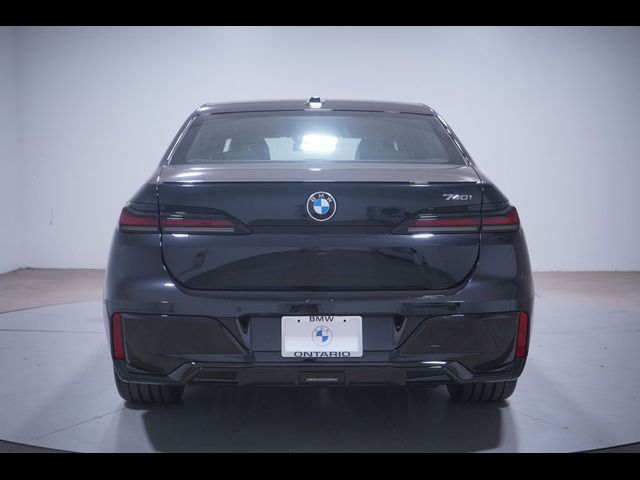 2026 BMW 7 Series 740i