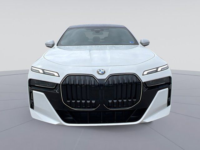 2026 BMW 7 Series 740i xDrive