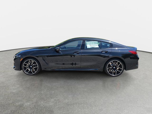 2026 BMW 8 Series M850i