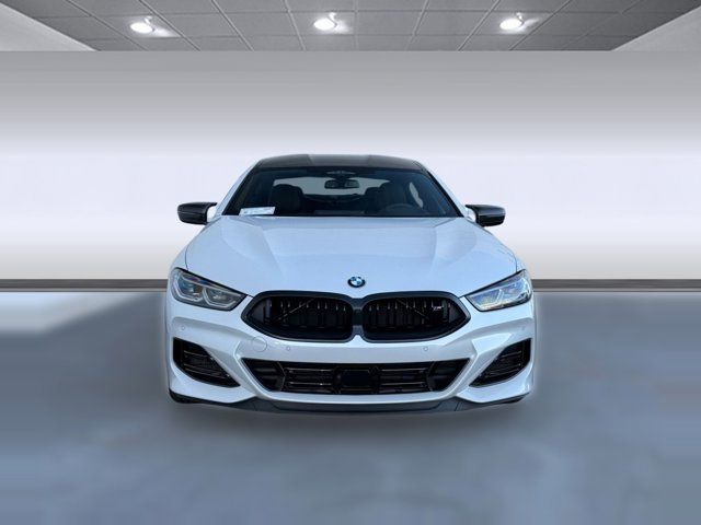 2026 BMW 8 Series M850i