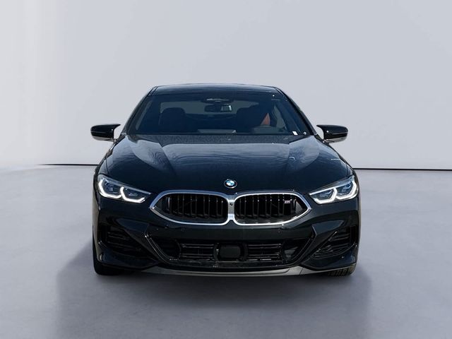 2026 BMW 8 Series M850i