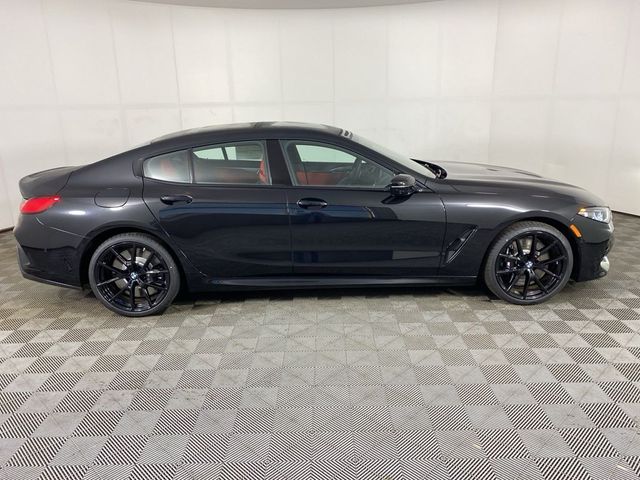 2026 BMW 8 Series M850i
