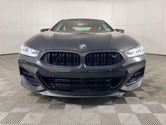 2026 BMW 8 Series M850i