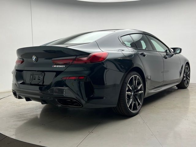 2026 BMW 8 Series M850i