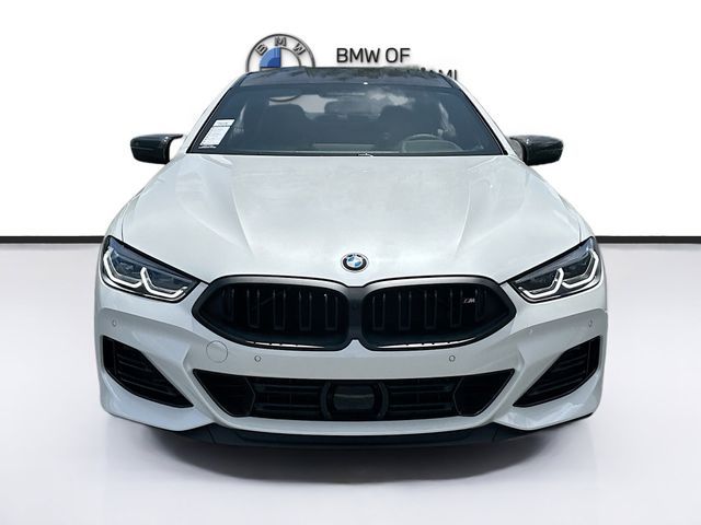 2026 BMW 8 Series M850i