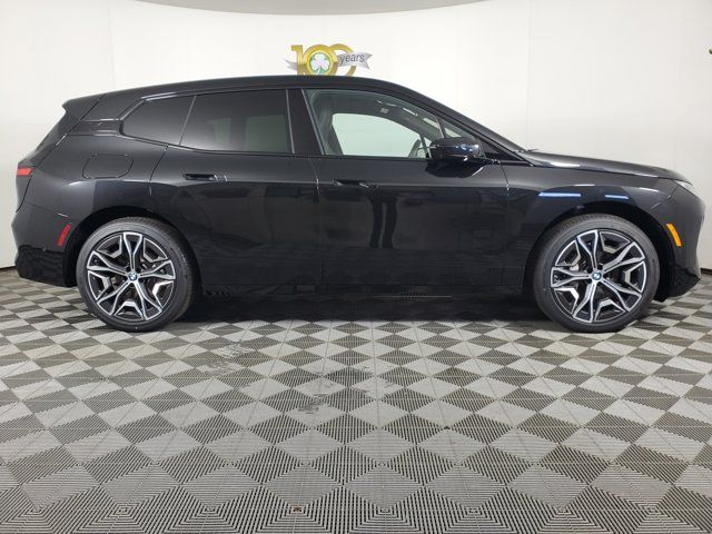 2026 BMW iX xDrive60