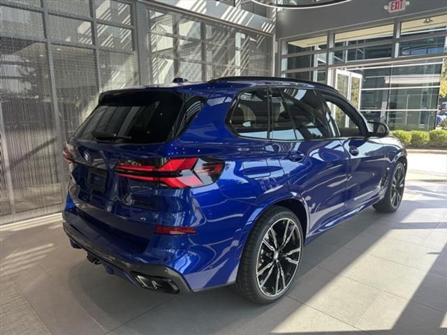 2026 BMW X5 M60i