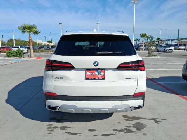 2026 BMW X5 sDrive40i