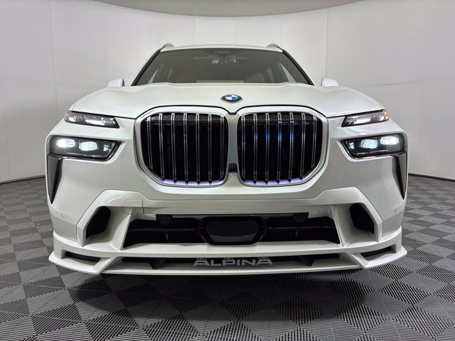 2026 BMW X7 Alpina XB7