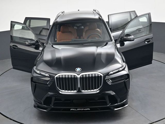 2026 BMW X7 Alpina XB7