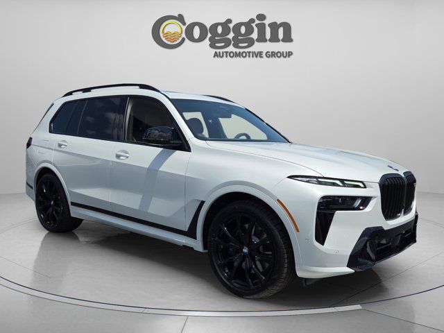2026 BMW X7 M60i