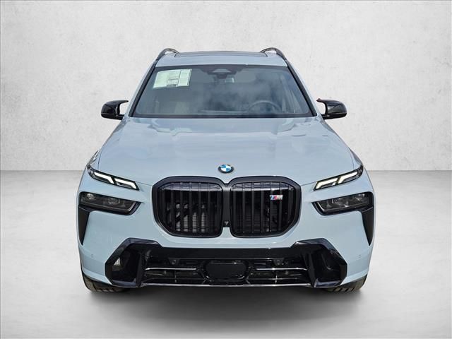 2026 BMW X7 M60i