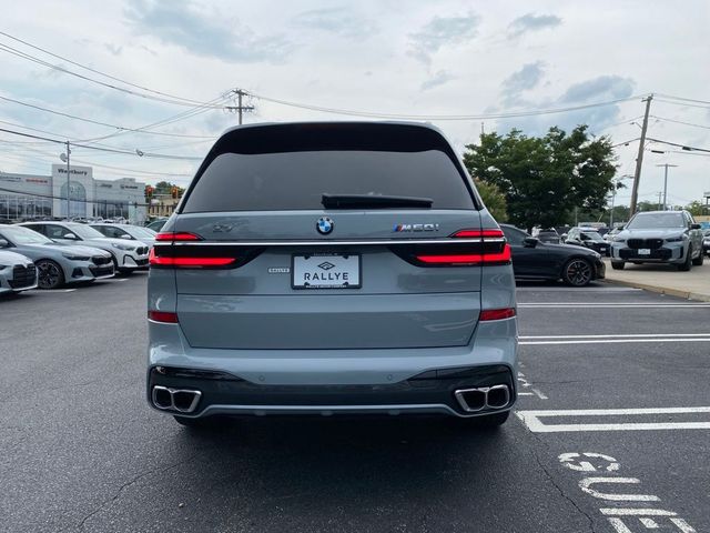 2026 BMW X7 M60i
