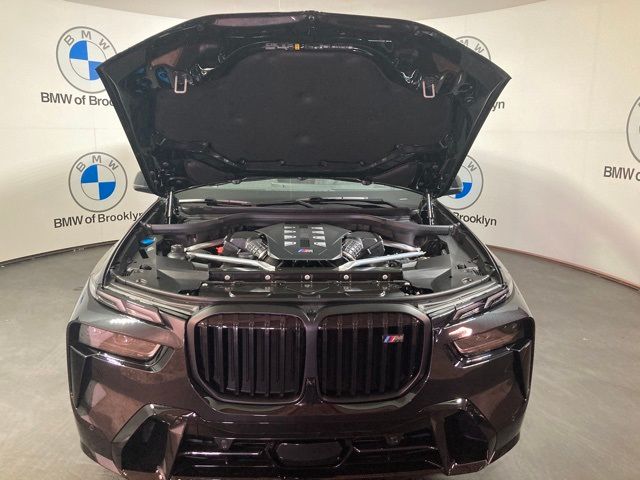 2026 BMW X7 M60i