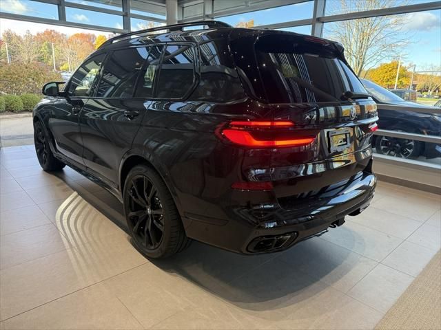 2026 BMW X7 M60i