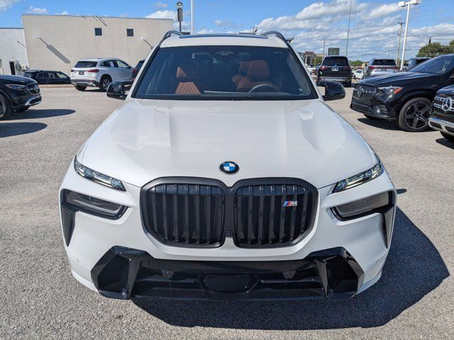2026 BMW X7 M60i