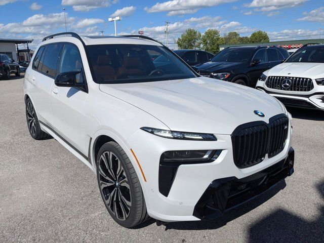 2026 BMW X7 M60i