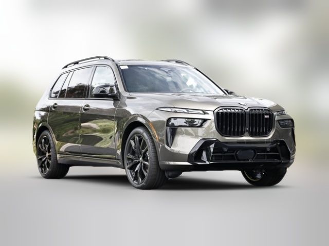 2026 BMW X7 M60i