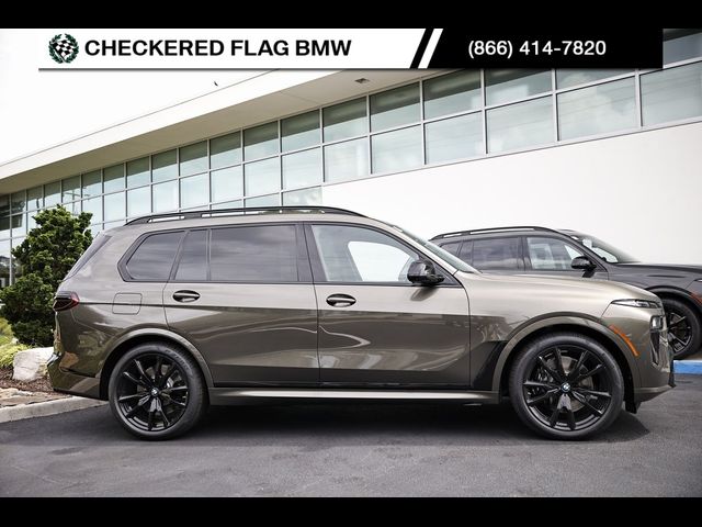 2026 BMW X7 M60i