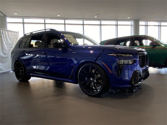 2026 BMW X7 M60i