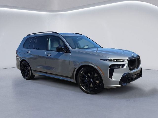 2026 BMW X7 M60i