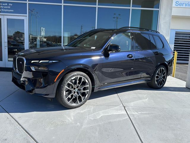 2026 BMW X7 M60i