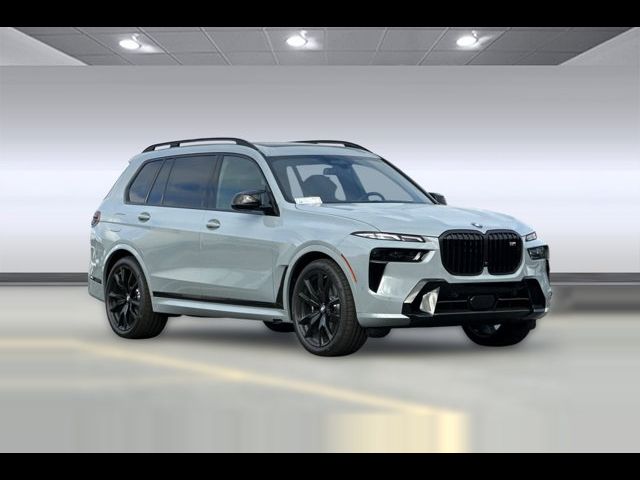 2026 BMW X7 M60i