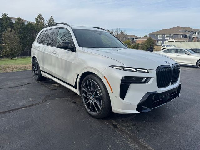 2026 BMW X7 M60i