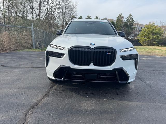 2026 BMW X7 M60i