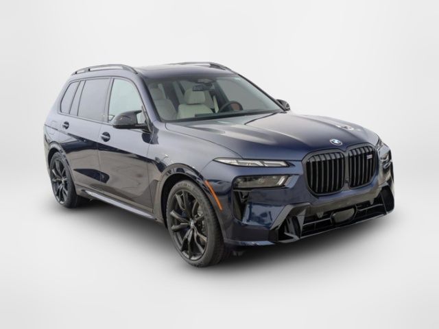2026 BMW X7 M60i