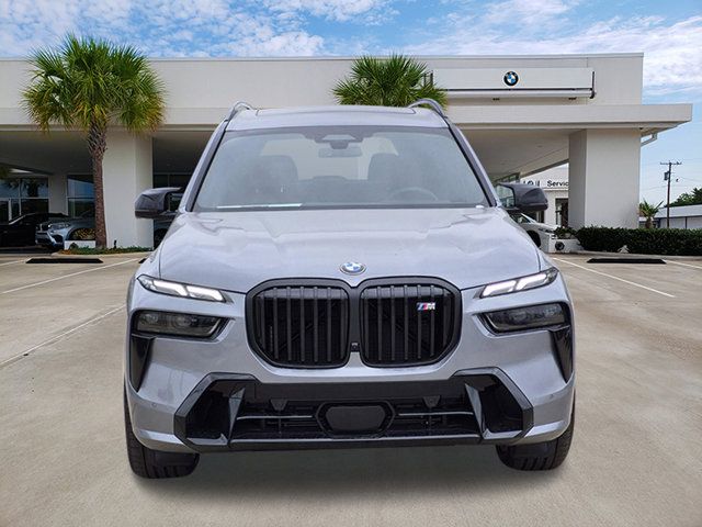 2026 BMW X7 M60i