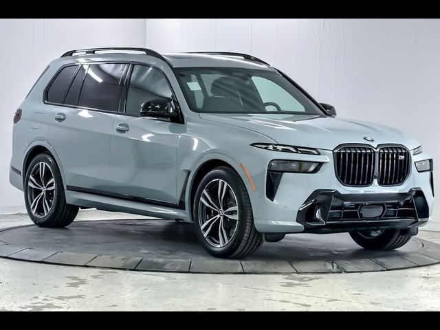 2026 BMW X7 M60i
