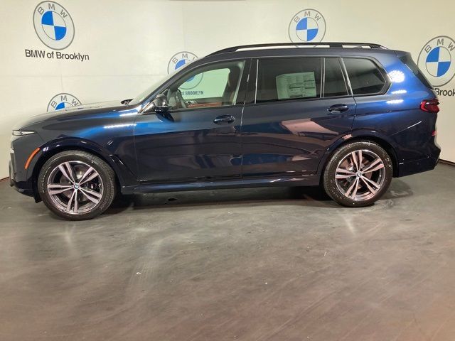 2026 BMW X7 M60i