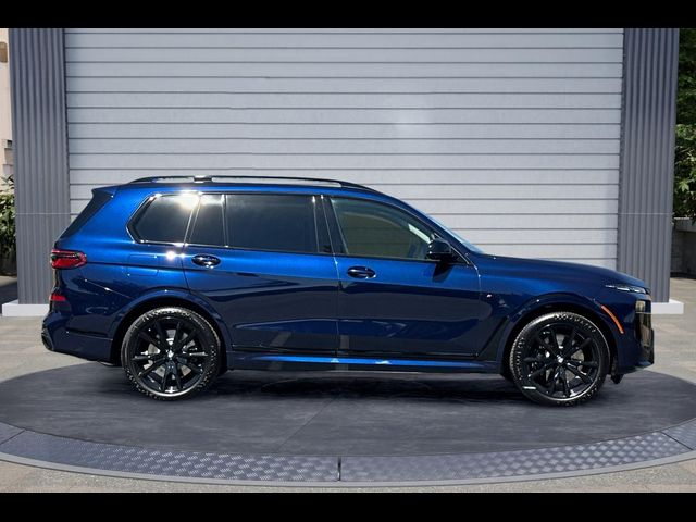 2026 BMW X7 M60i
