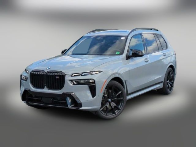 2026 BMW X7 M60i
