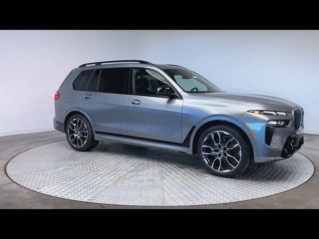 2026 BMW X7 M60i