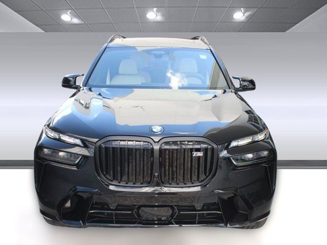 2026 BMW X7 M60i