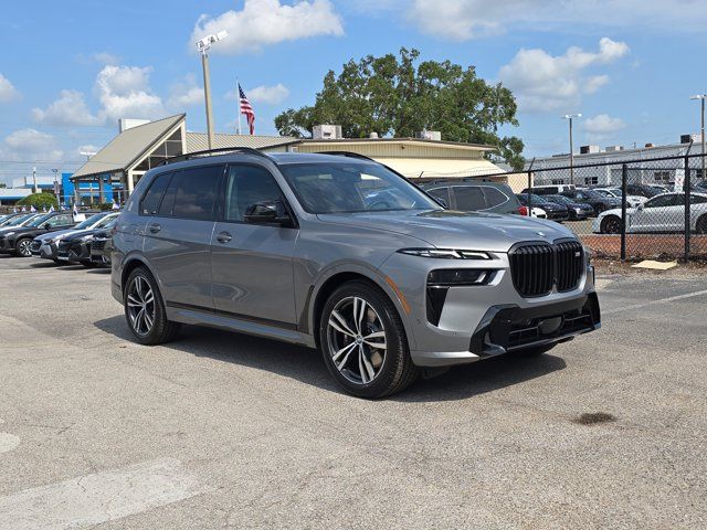 2026 BMW X7 M60i