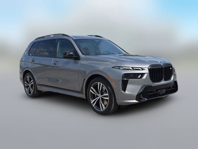 2026 BMW X7 M60i